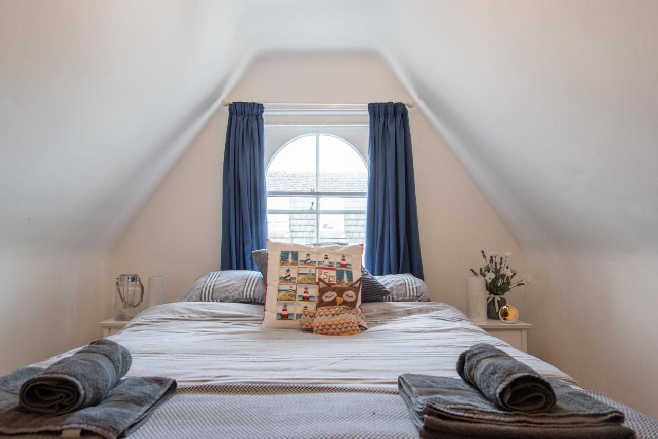74 Granville Road * Cowes (Isle of Wight)